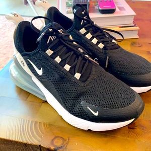 Nike airmax 270 size 7.5